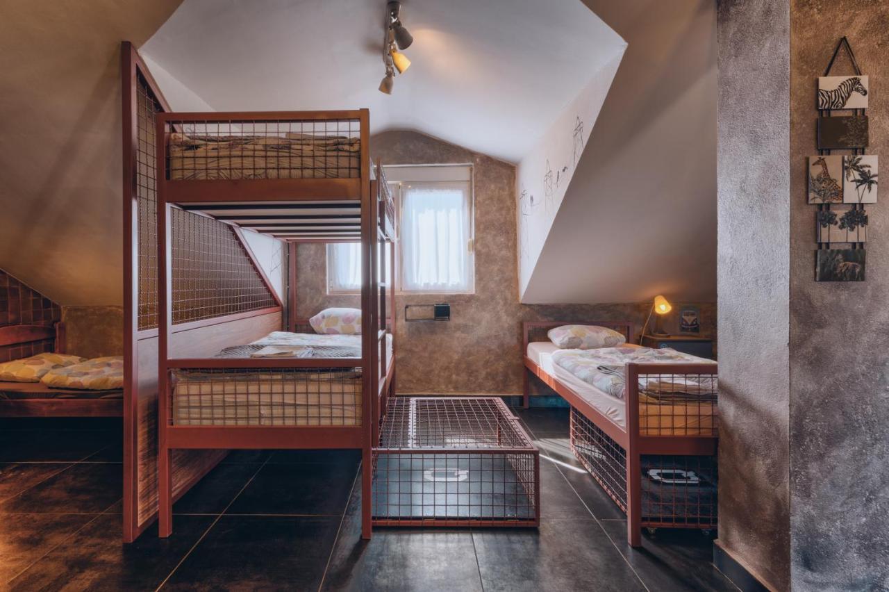 Q Podgorica Beds,Rooms And More Bagian luar foto