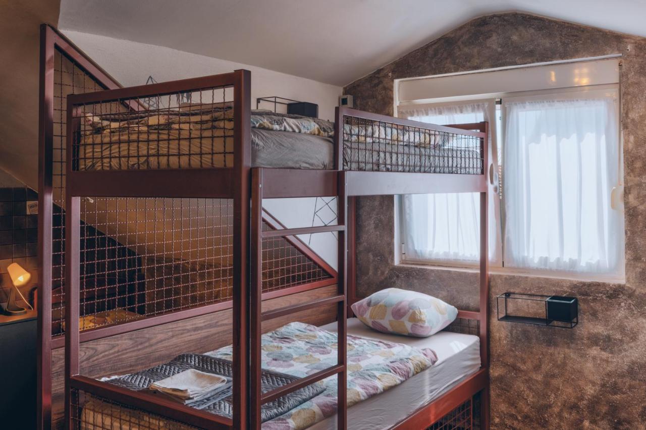 Q Podgorica Beds,Rooms And More Bagian luar foto